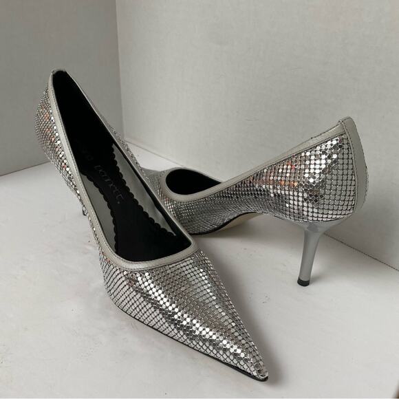 Jessica Bennet Silver Pumps In Size 8.5M - Picture 1 of 7